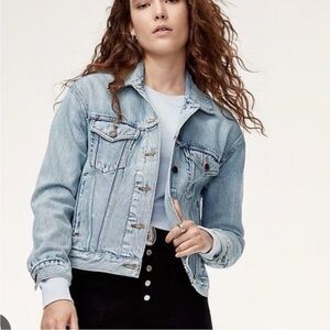 Aritzia Wilfred Free Light Jean jacket size S